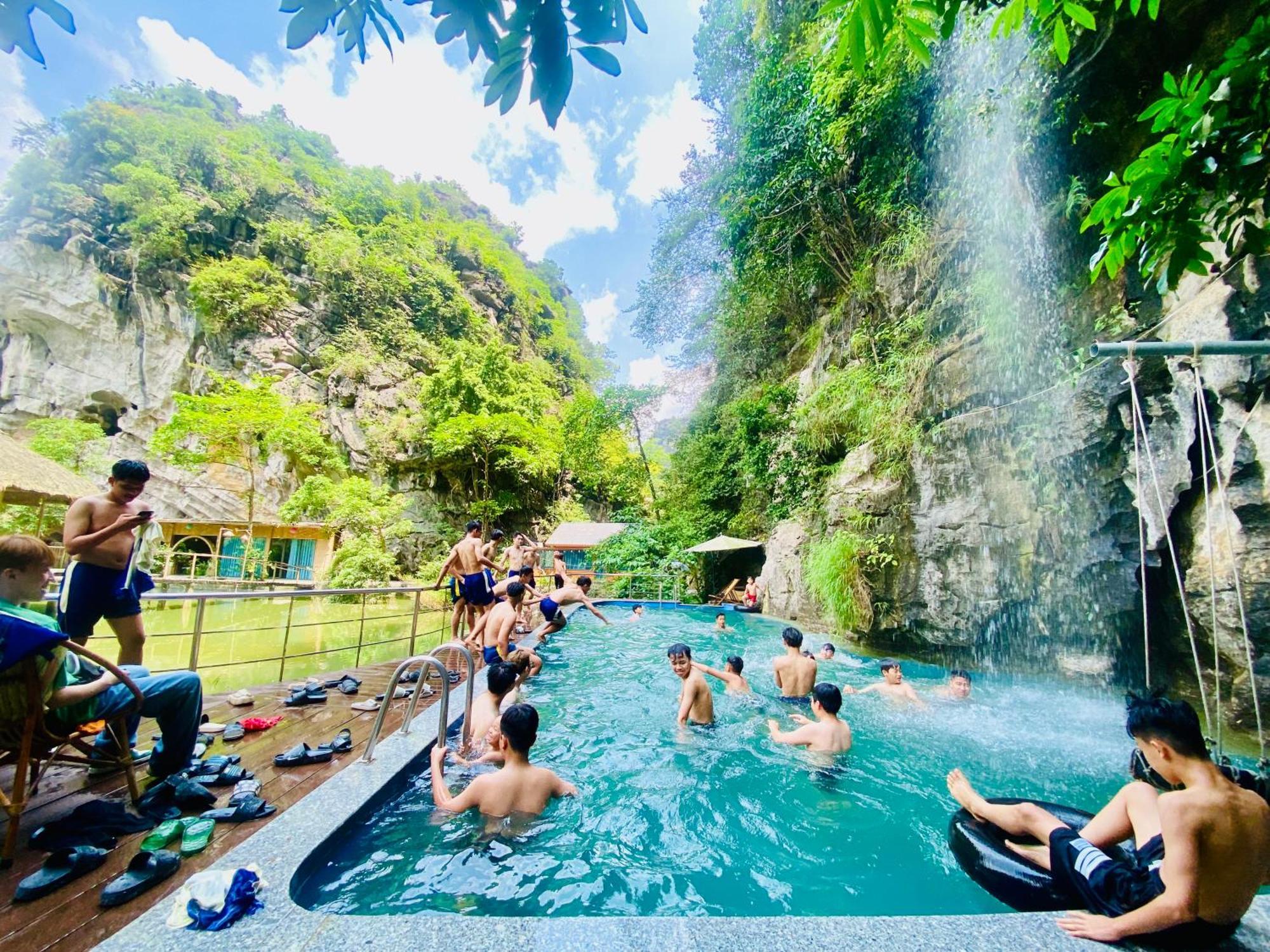 Green Valley Homestay - Thung Lung Xanh Nguyen Ngoai Esterno foto